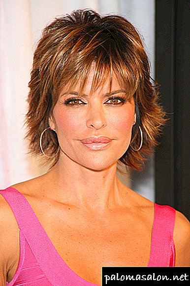 20 options for short haircuts for women over 40