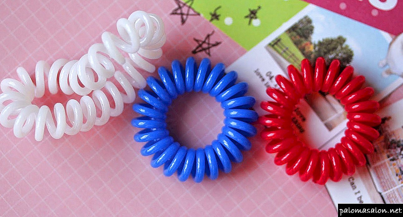 Spirals - not only hair ties, but also a stylish accessory in the image